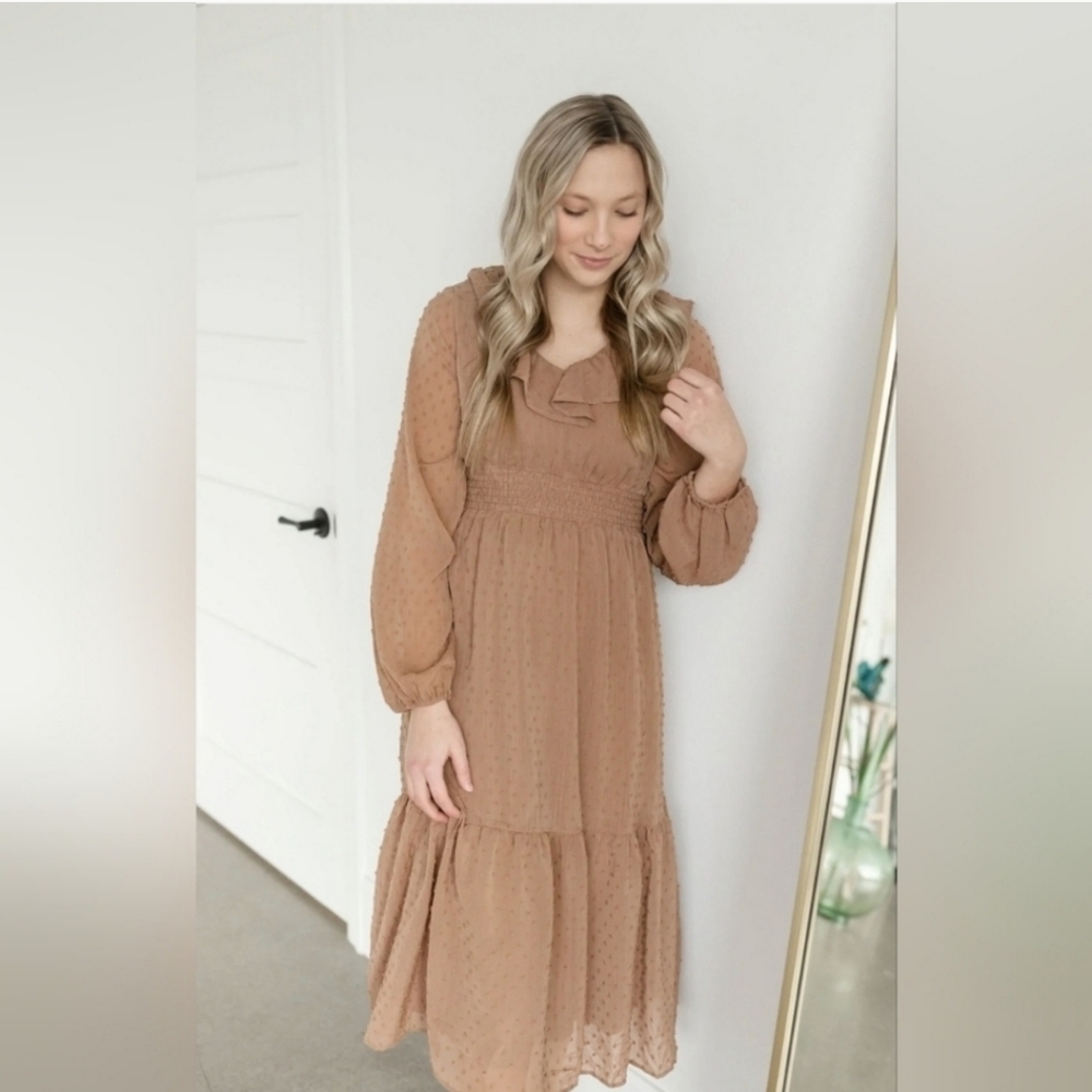 Polagram Medium NWT Swiss Dot Ruffle Tiered Long Sleeve Neutral Midi Dress